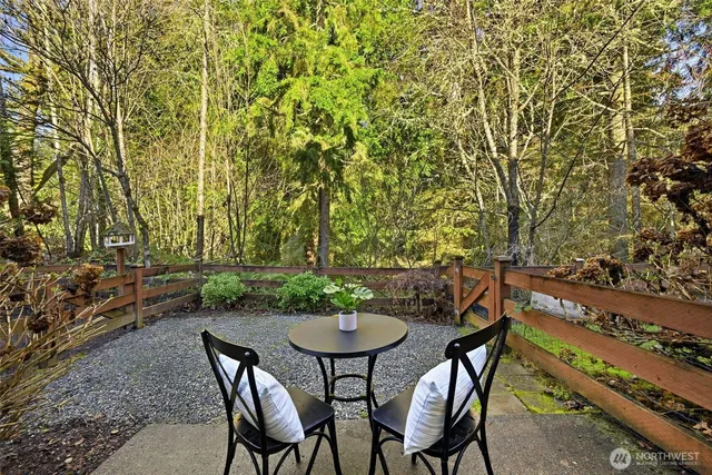 $690,000 | 22672 Northeast Alder Crest Lane, Redmond, WA 98053