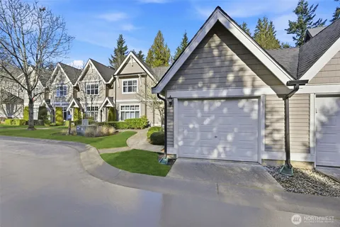 $690,000 | 22672 Northeast Alder Crest Lane, Redmond, WA 98053