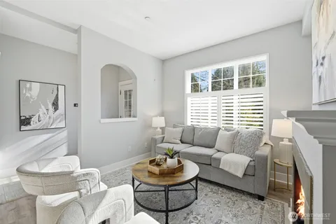 $690,000 | 22672 Northeast Alder Crest Lane, Redmond, WA 98053