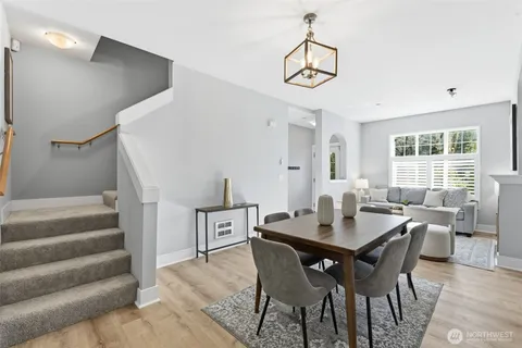 $690,000 | 22672 Northeast Alder Crest Lane, Redmond, WA 98053