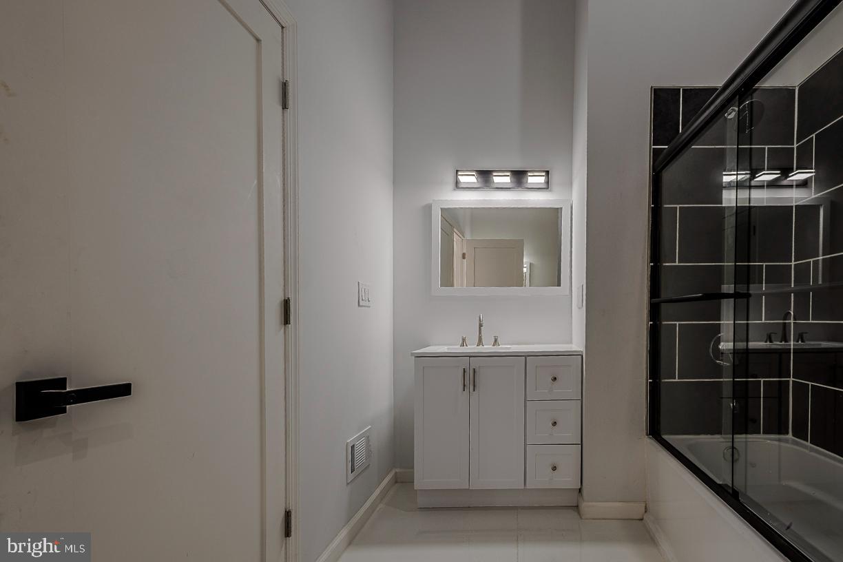 242 Hollow Road Skillman, NJ 08558 - Photo 11 of 20