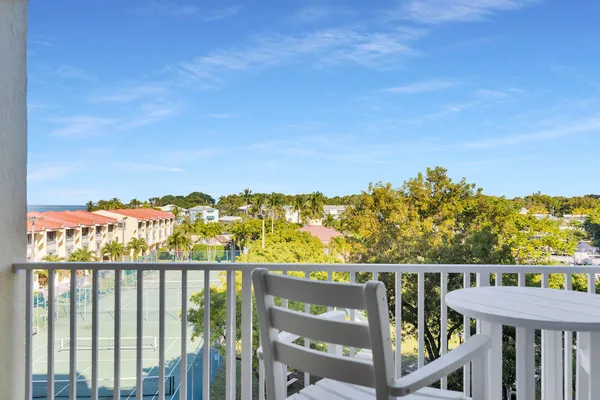 $624,000 | 88540 Overseas Highway, Unit 304, Tavernier, FL 33070