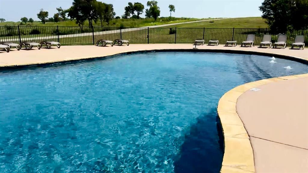 Tbd Tbd Shoreside Drive Corsicana, TX 75109 - Photo 9 of 21 swimming pool view with a outdoor space