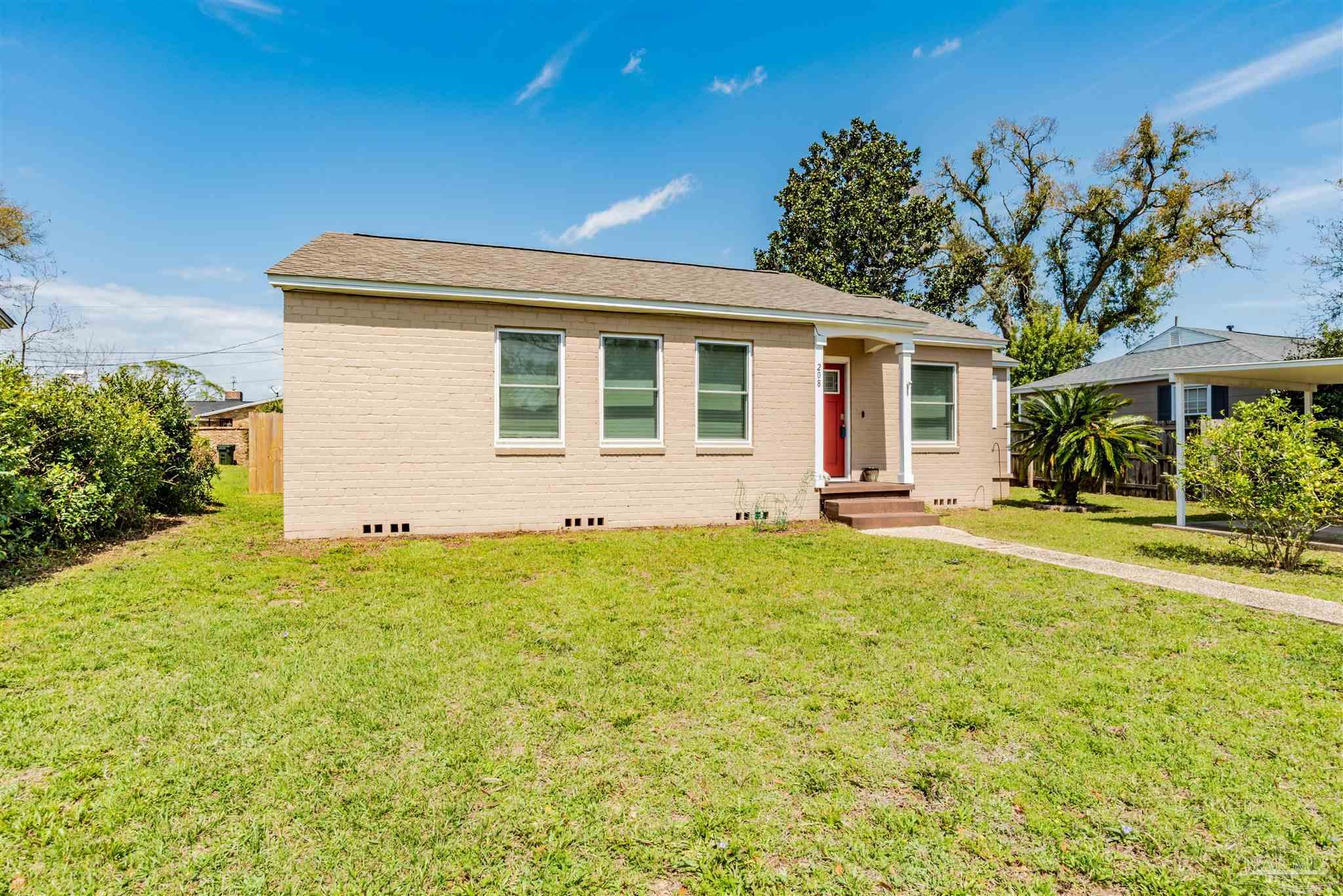 208 Bryant Road Pensacola, FL 32507 - Photo 2 of 25