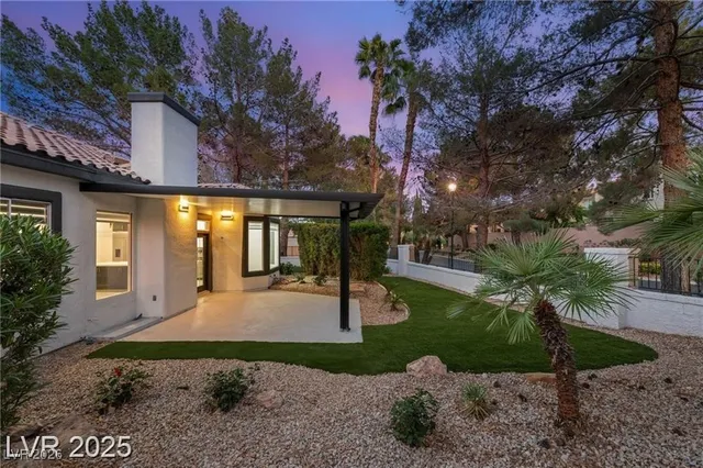 $839,000 | 9029 Rivers Edge Drive, Las Vegas, NV 89117