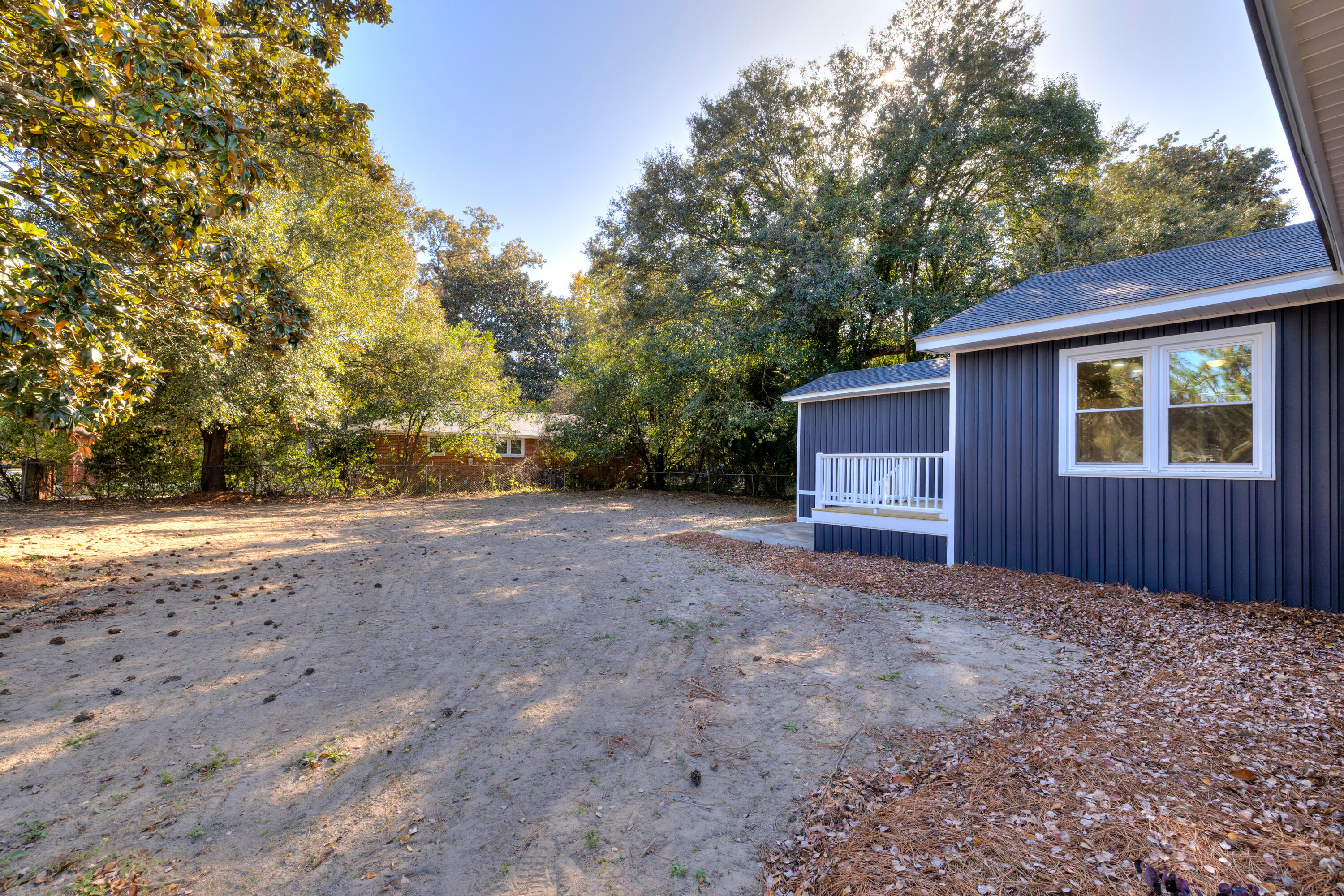 402 Adams Avenue Sumter, SC 29150 - Photo 5 of 38