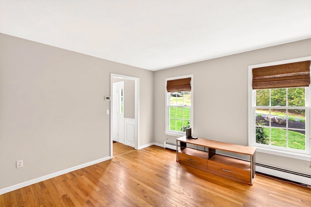 8 Ridgewood Road Sterling, MA 01564 - Photo 19 of 42 Gallery Image 19