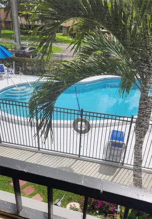 $1,800 | 3811 Northwest 84th Avenue, Unit 2B, Sunrise, FL 33351