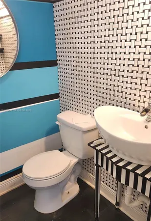 $1,800 | 3811 Northwest 84th Avenue, Unit 2B, Sunrise, FL 33351