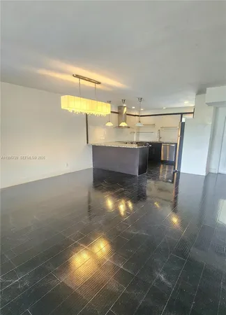 $1,800 | 3811 Northwest 84th Avenue, Unit 2B, Sunrise, FL 33351