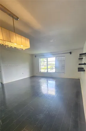 $1,800 | 3811 Northwest 84th Avenue, Unit 2B, Sunrise, FL 33351