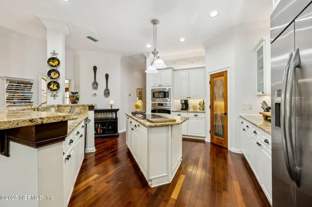 $949,900 | 10014 Vineyard Lake Road East, Jacksonville, FL 32256