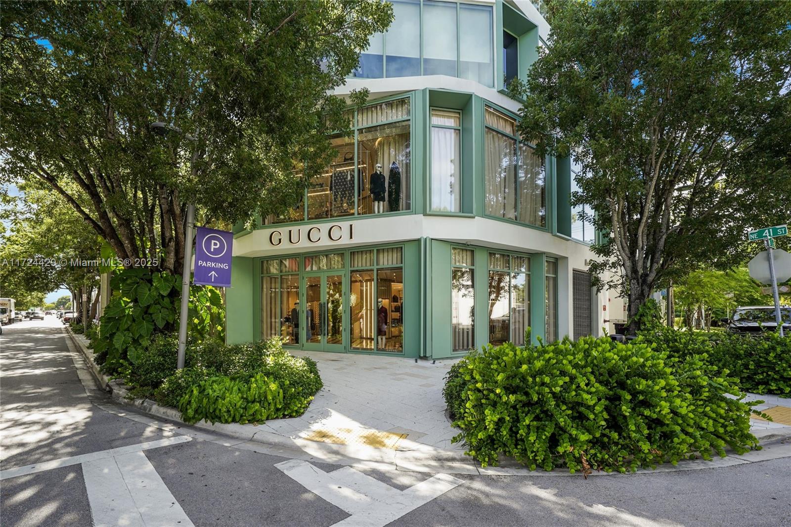 133 Northeast 48th Street Miami, FL 33137 - Photo 23 of 32 front view of a building