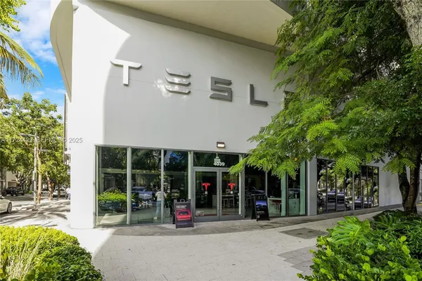 $1,150,000 | 133 Northeast 48th Street, Miami, FL 33137