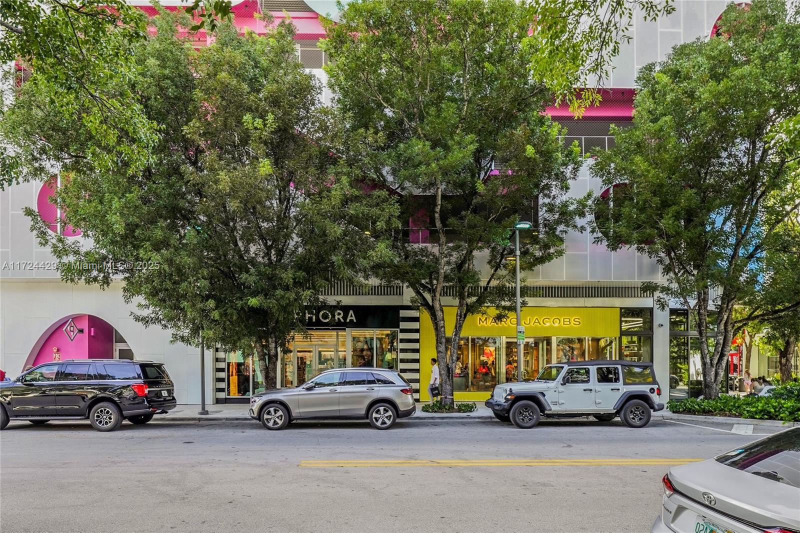133 Northeast 48th Street Miami, FL 33137 - Photo 26 of 32 a view of street with cars