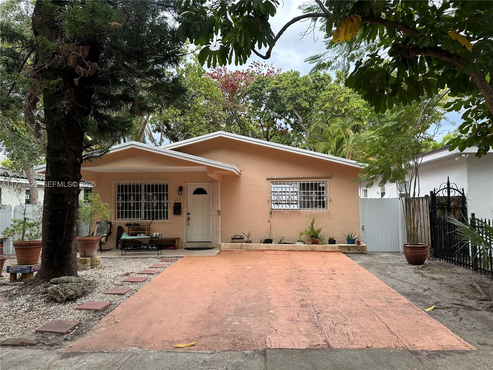 133 Northeast 48th Street Miami, FL 33137 - Photo 4 of 32