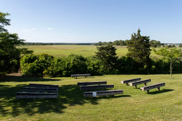 $164,900 | 7 3rd Street, Madison, CT 06443