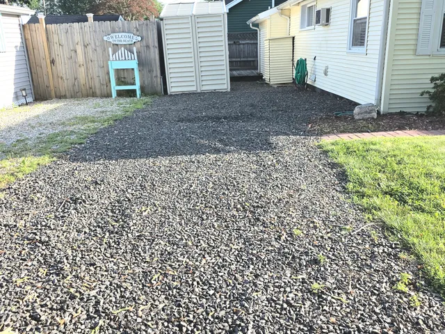 $164,900 | 7 3rd Street, Madison, CT 06443