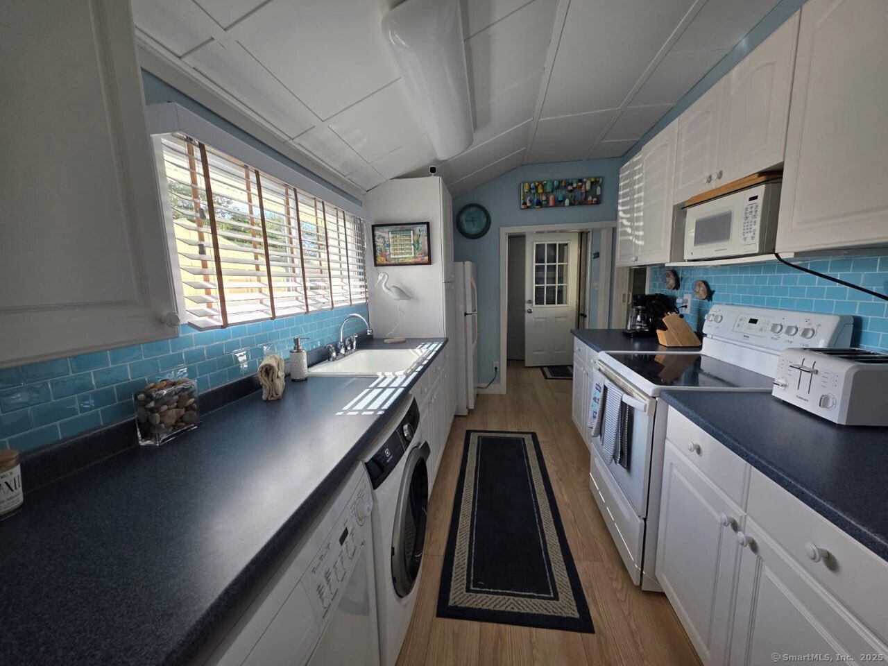 7 3rd Street Madison, CT 06443 - Photo 9 of 23