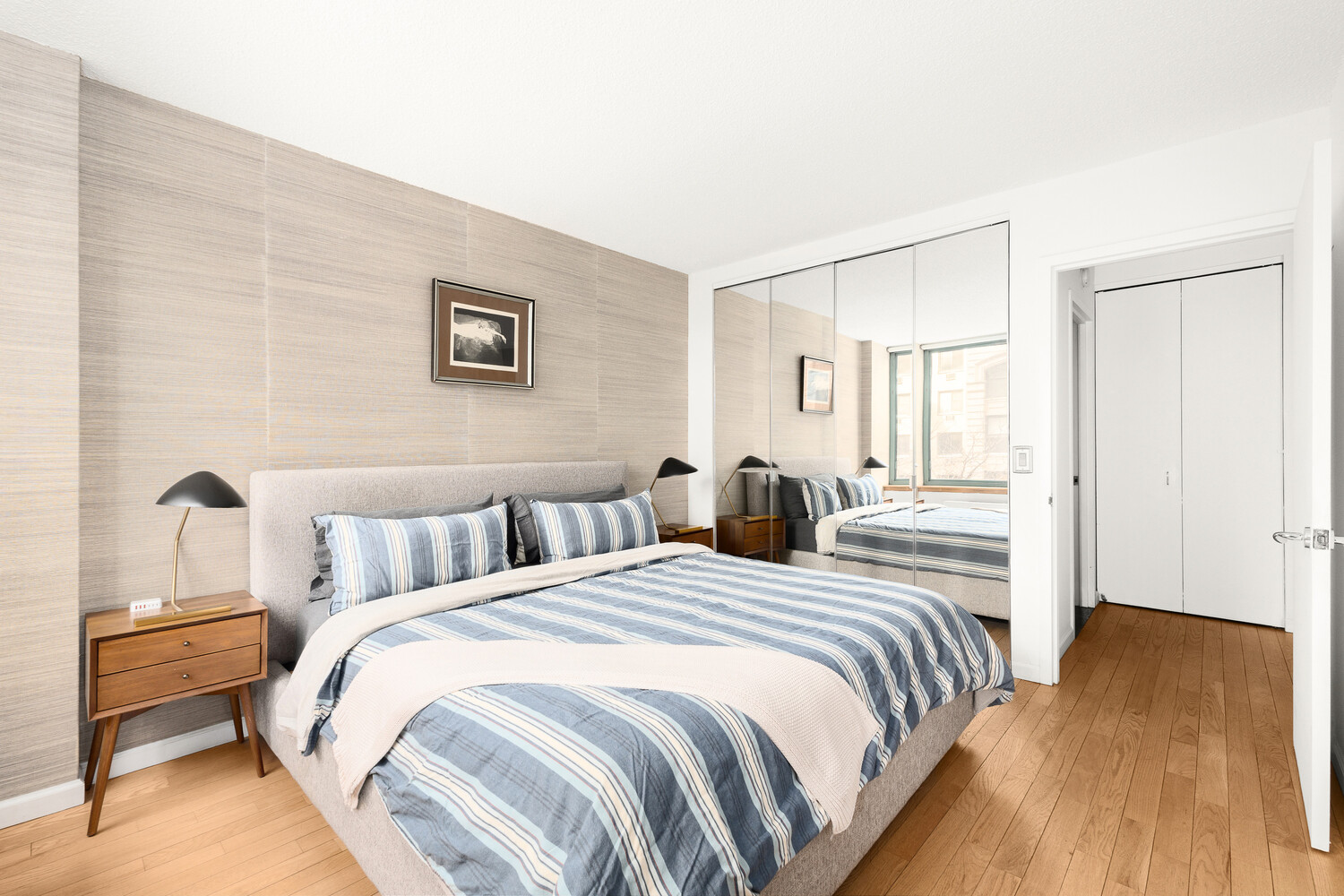 22 West 15th Street, Unit 4E Manhattan, NY 10011 - Photo 6 of 8