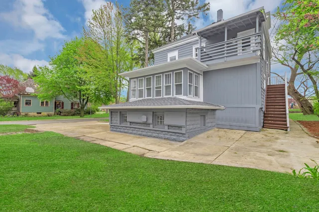 $409,500 | 209 East Washington Street, West Chicago, IL 60185