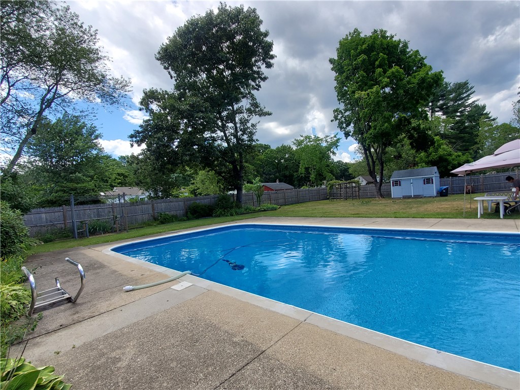 4086 Diamond Hill Road Cumberland, RI 02864 - Photo 29 of 36 Gallery Image 29