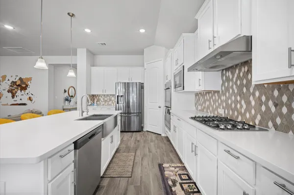$2,500 | 7718 Millstone Trail Lane, Richmond, TX 77469