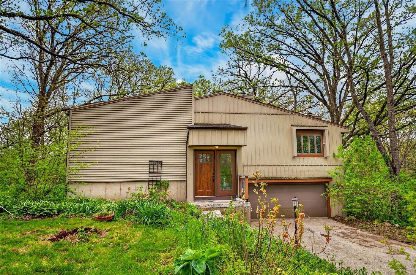 10671 West Oak Ridge Road Evansville, WI 53536 - Photo 8 of 71