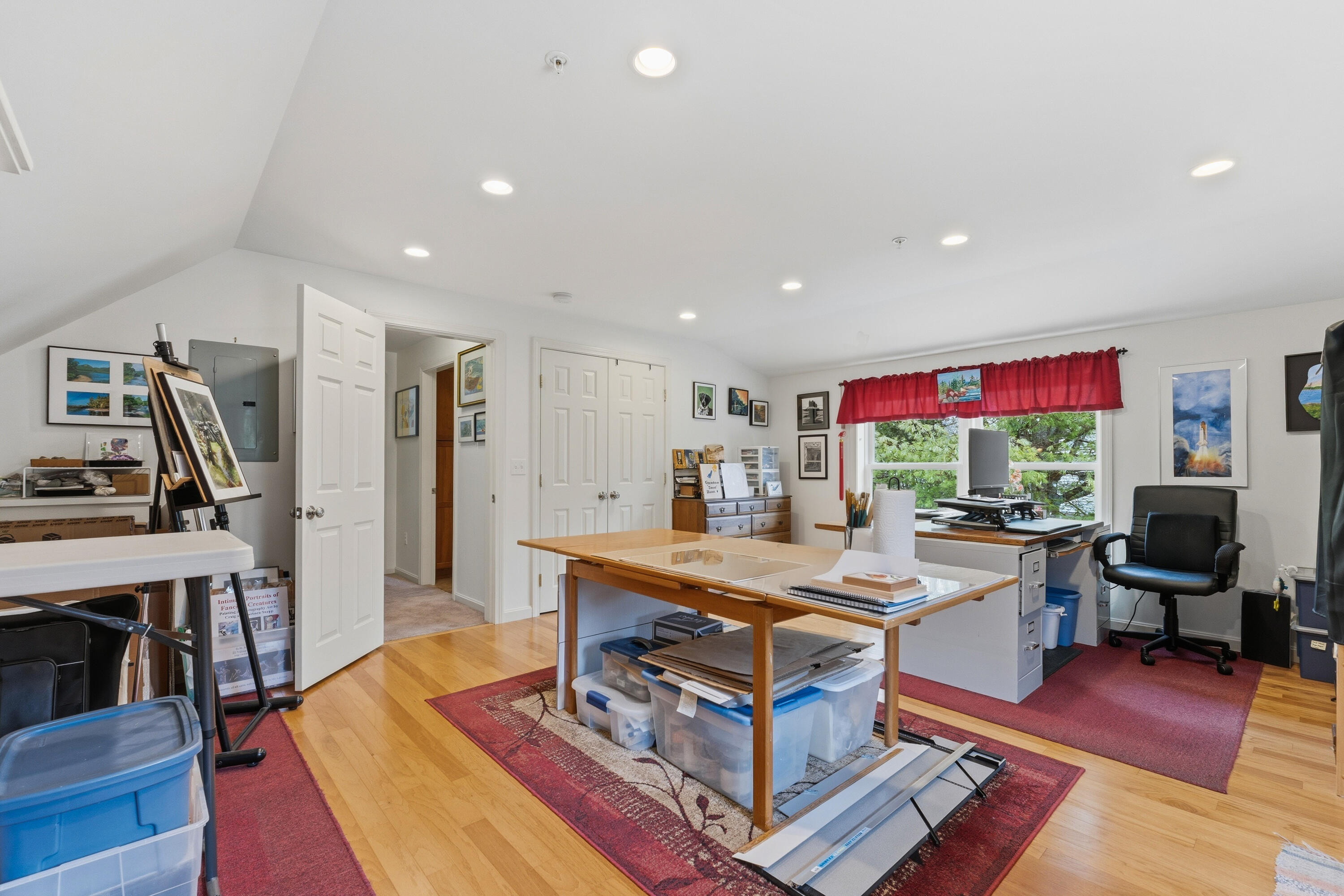 84 Willow Grove Road, Unit 84 Brunswick, ME 04011 - Photo 38 of 52 2nd, Second Floor Bedroom