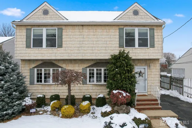 $625,000 | 90 Coolidge Avenue, Carteret, NJ 07008