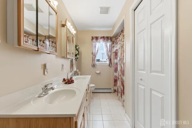 $625,000 | 90 Coolidge Avenue, Carteret, NJ 07008