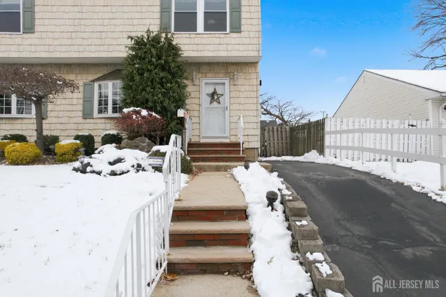 $625,000 | 90 Coolidge Avenue, Carteret, NJ 07008