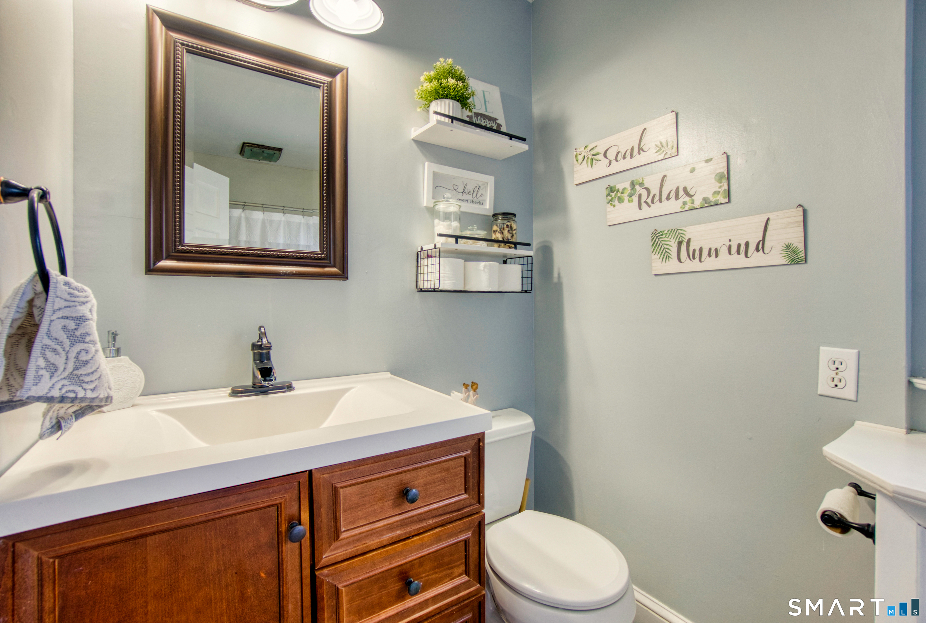 21 Lancaster Road Manchester, CT 06040 - Photo 34 of 39