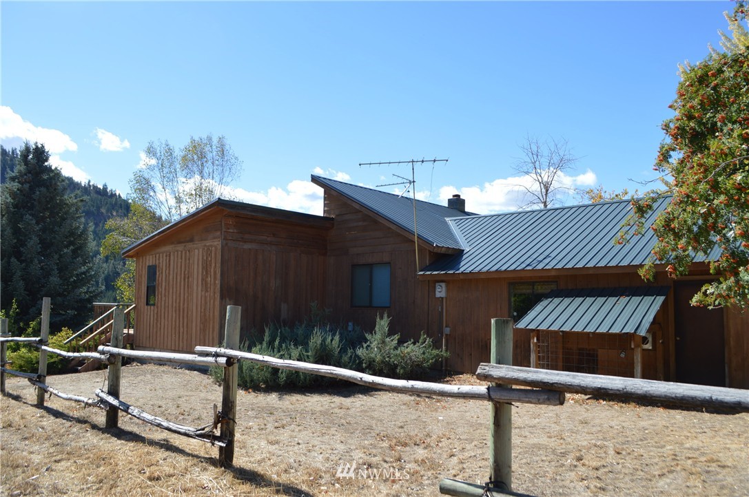 325 Twisp River Road Twisp, WA 98856 - Photo 4 of 21 Gallery Image 4