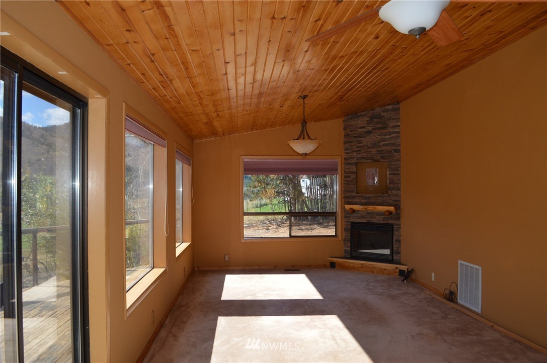 325 Twisp River Road Twisp, WA 98856 - Photo 9 of 21 Gallery Image 9