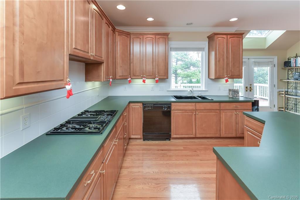 2307 Maynard Road Charlotte, NC 28270 - Photo 16 of 45 Gallery Image 16