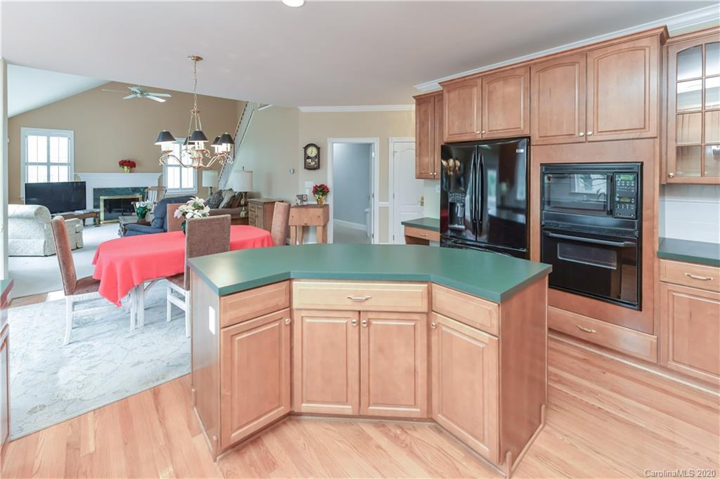 2307 Maynard Road Charlotte, NC 28270 - Photo 17 of 45 Gallery Image 17