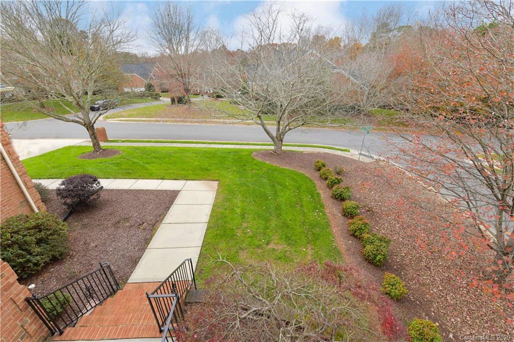 2307 Maynard Road Charlotte, NC 28270 - Photo 4 of 45 Gallery Image 4