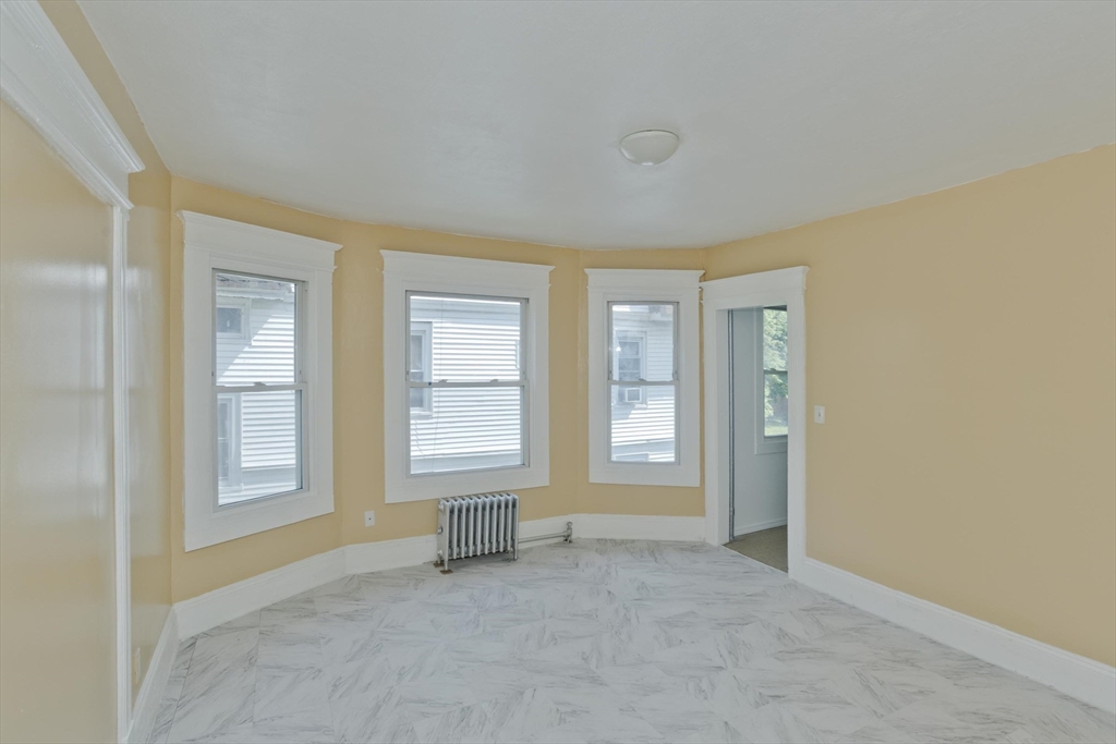 116-118 Massasoit Street Springfield, MA 01107 - Photo 18 of 32