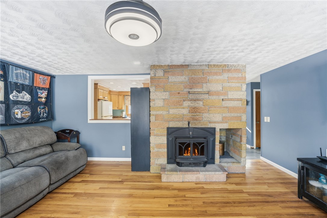 42 Orchard Drive Scituate, RI 02831 - Photo 6 of 17