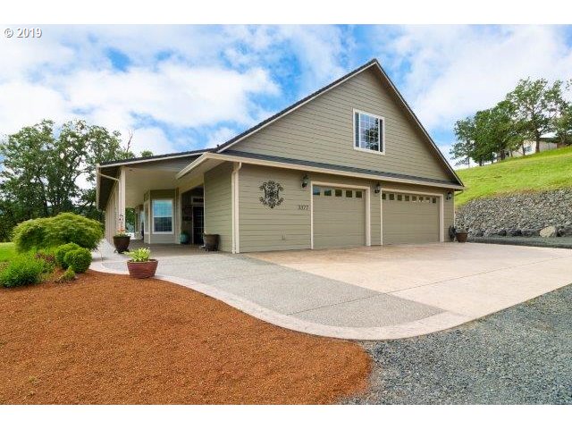 3377 Del Rio Road Roseburg, OR 97471 - Photo 6 of 30 Gallery Image 6