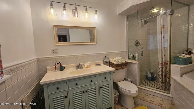 $479,900 | 455 Laurel Pine Road, Cresco, PA 18326