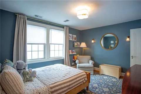 $735,000 | 604 West 70th Street, Kansas City, MO 64113
