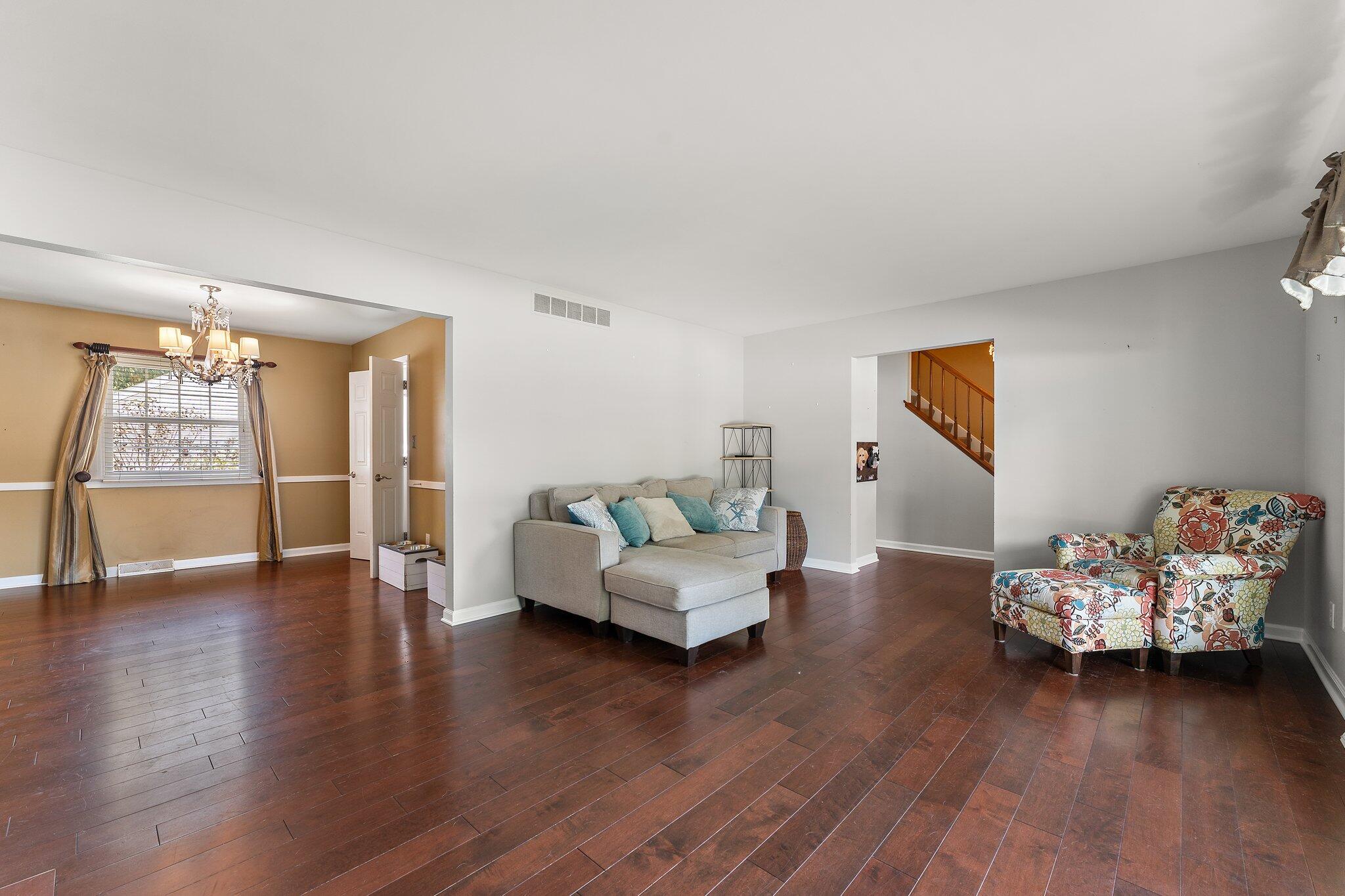 475 South Main Street Crown Point, IN 46307 - Photo 5 of 51 2048x1365
