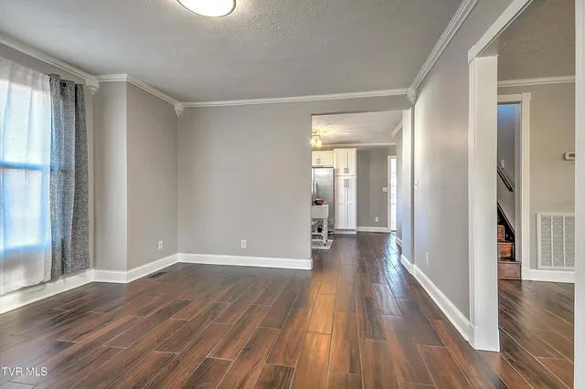 $334,900 | 16106 Lee Highway, Bristol, VA 24202