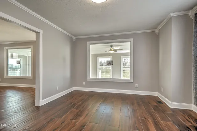 $334,900 | 16106 Lee Highway, Bristol, VA 24202