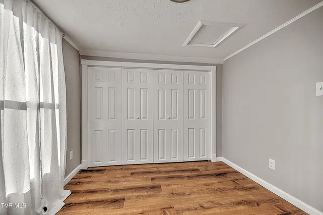 $334,900 | 16106 Lee Highway, Bristol, VA 24202