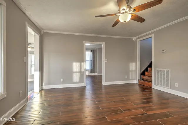 $334,900 | 16106 Lee Highway, Bristol, VA 24202