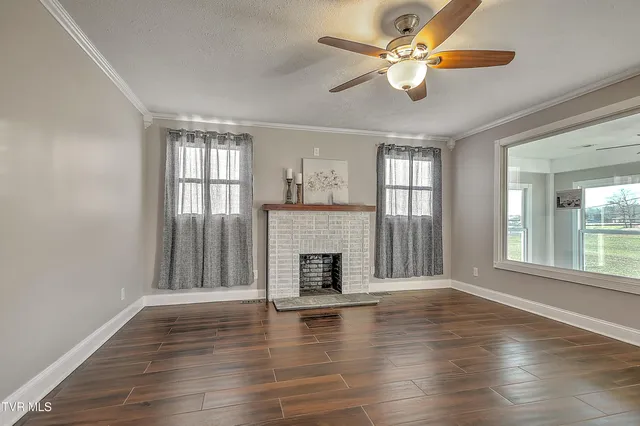 $334,900 | 16106 Lee Highway, Bristol, VA 24202