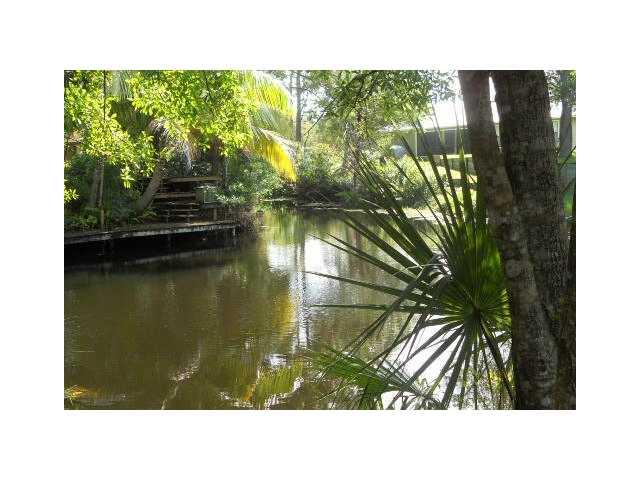 7819 Southeast River Lane Stuart, FL 34997 - Photo 9 of 20